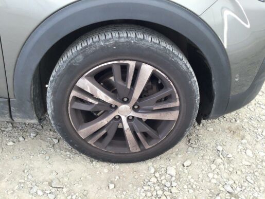 Peugeot 3008 1.6 HDI 120k ALLURE EAT8