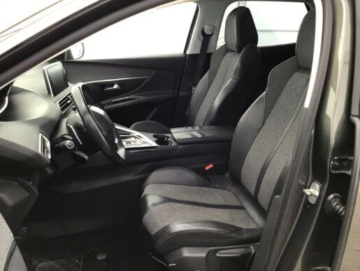 Peugeot 3008 1.6 HDI 120k ALLURE EAT8