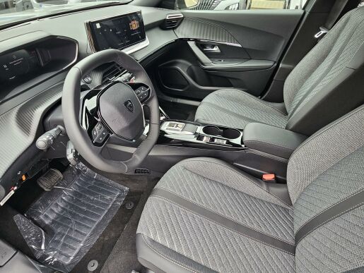 Peugeot 2008 ALLURE Elektro 156k 54 kWh