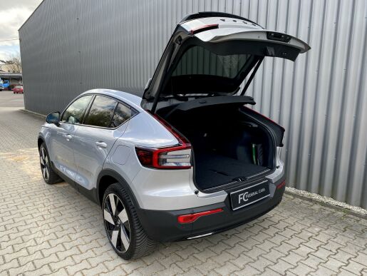 Volvo C40 RECHARGE Twin 4x4 // ULTIMATE