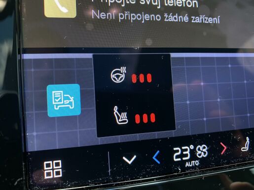 Volvo C40 RECHARGE Twin 4x4 // ULTIMATE
