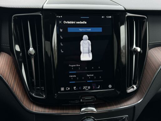 Volvo XC60 B5 AWD ULTIMATE DARK B&W +KOLA