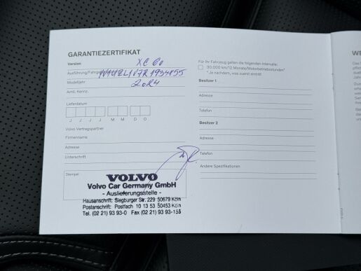Volvo XC60 B5 AWD ULTIMATE DARK B&W +KOLA