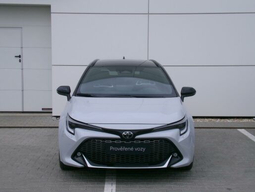 Toyota Corolla GR SPORT DYNAMIC 2,0 HEV 135kW