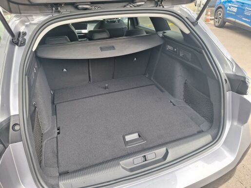 Peugeot 308 SW ALLURE 1.5 BHDi 130K EAT8