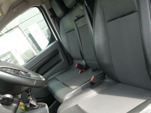 Citroën Jumpy 1,5 BlueHDi 120 MAN6