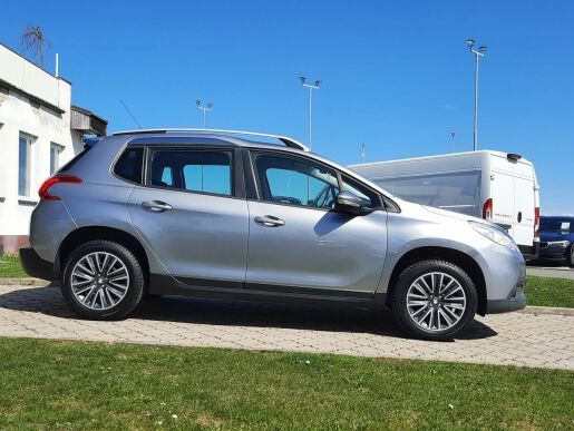 Peugeot 2008 ACTIVE 1,2 PT 82k M5