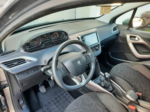 Peugeot 2008 ACTIVE 1,2 PT 82k M5