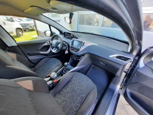 Peugeot 2008 ACTIVE 1,2 PT 82k M5