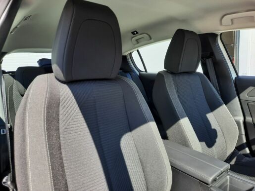 Peugeot 308 ACTIVE PACK 1.2 PureTech 130 S