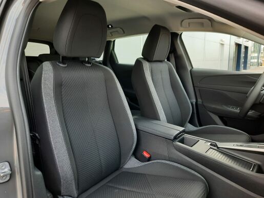 Peugeot 308 SW ACTIVE BlueHDi 130 S&S EAT8