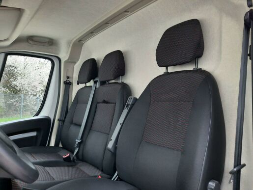 Peugeot Boxer Furgon 3000 L1H1 BlueHDi 140k