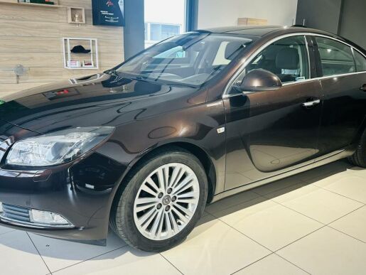 Opel Insignia 5DR COSMO A20DTH 118kW/160k MT