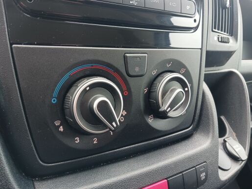 Citroën Jumper 2,2 BlueHDi 140k L3H2 FG