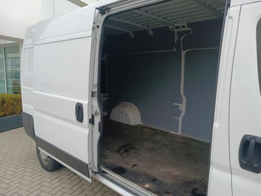 Citroën Jumper 2,2 BlueHDi 140k L3H2 FG