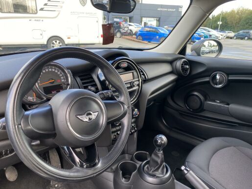 Mini Cooper ONE 1.2 75k