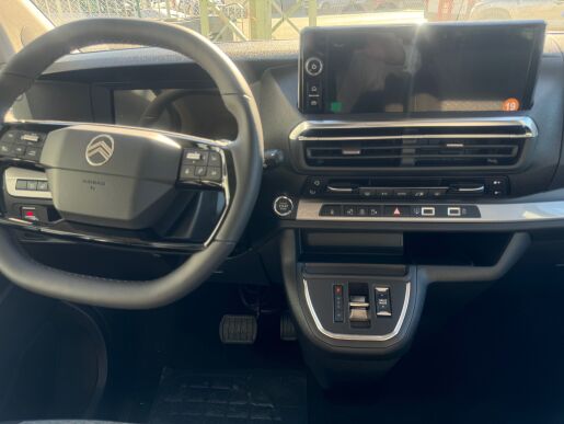 Citroën SpaceTourer SpaceTourer FEEL M 2.0 BlueHDi 180k EAT8 (8 míst)+el.dveře