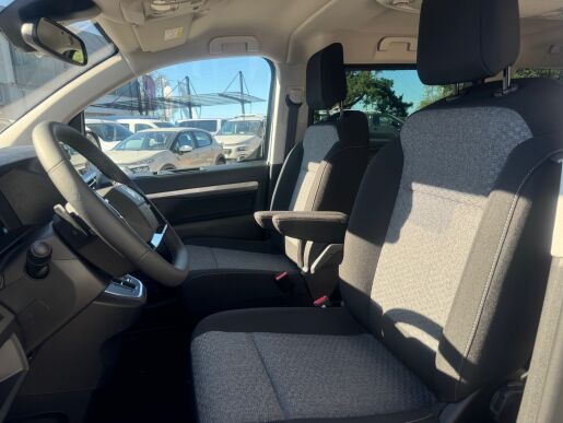 Citroën SpaceTourer SpaceTourer FEEL M 2.0 BlueHDi 180k EAT8 (8 míst)+el.dveře