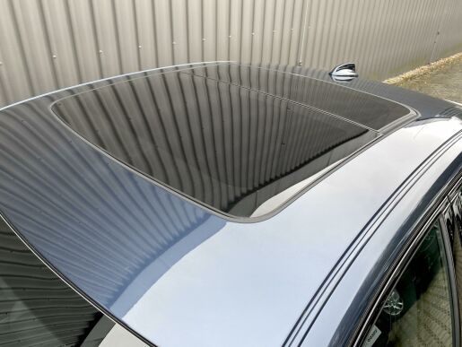 Volvo S60 B5 (benzín) AWD // ULTIMATE
