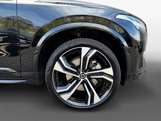 Volvo XC90 T8 AWD (335kW) ULTRA DARK B&W