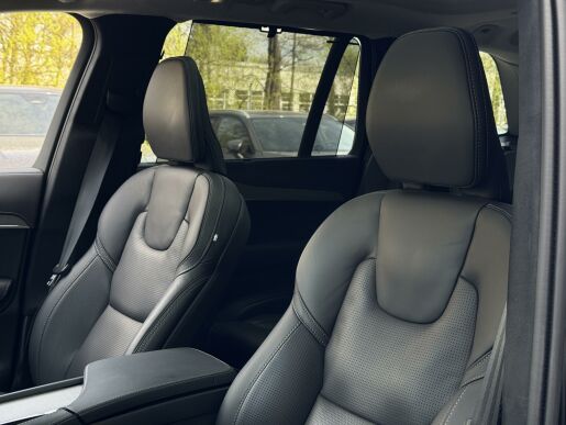 Volvo XC90 T8 AWD (335kW) ULTRA DARK B&W