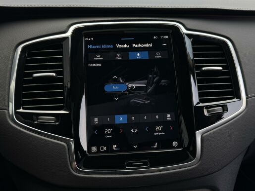 Volvo XC90 T8 AWD (335kW) ULTRA DARK B&W