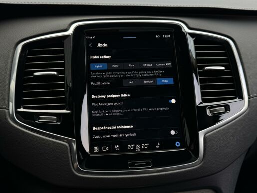 Volvo XC90 T8 AWD (335kW) ULTRA DARK B&W