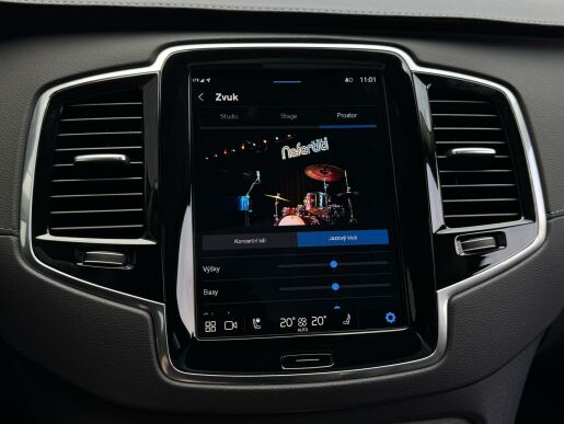Volvo XC90 T8 AWD (335kW) ULTRA DARK B&W