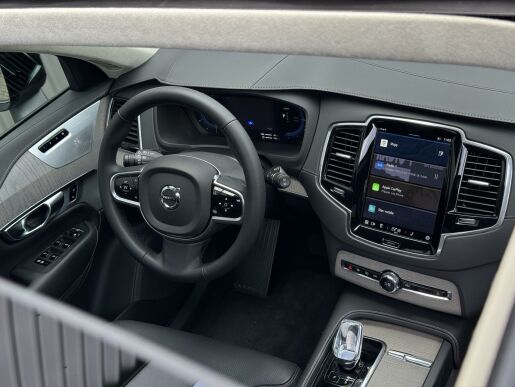 Volvo XC90 T8 AWD (335kW) ULTRA DARK B&W