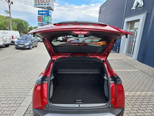 Peugeot 2008 ALLURE PureTech 100 MAN6