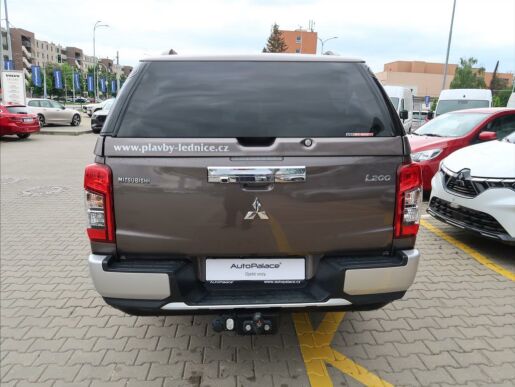 Mitsubishi L200 2,3 INSTYLE  DI-D 4WD AUT