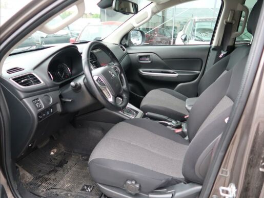 Mitsubishi L200 2,3 INSTYLE  DI-D 4WD AUT