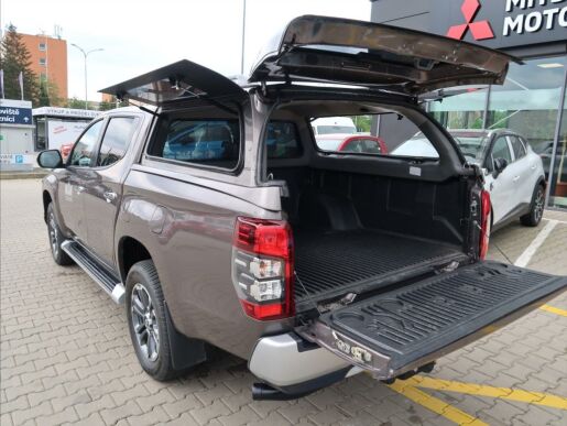 Mitsubishi L200 2,3 INSTYLE  DI-D 4WD AUT