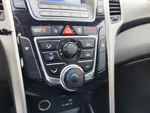 Hyundai i30 1.6 CRDI/81kW trikolor Komfort