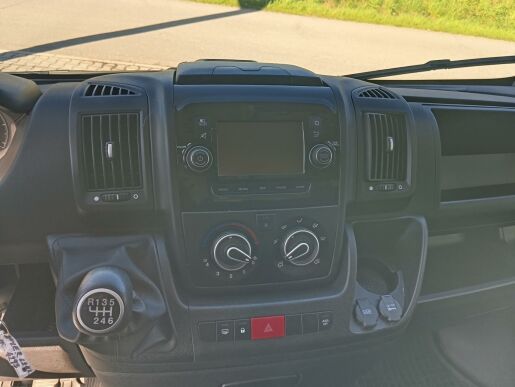 Peugeot Boxer Furgon 3500 L2H2 2,2HDi 165k