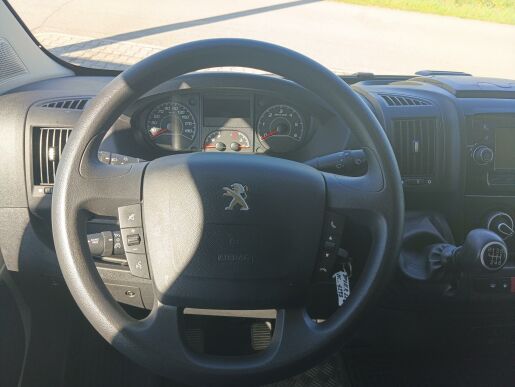 Peugeot Boxer Furgon 3500 L2H2 2,2HDi 165k