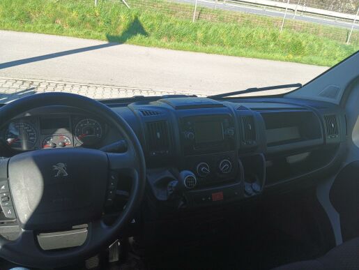 Peugeot Boxer Furgon 3500 L2H2 2,2HDi 165k
