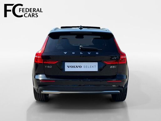 Volvo V60 B5 AWD CC ULTIMATE B&W 1.MAJ.