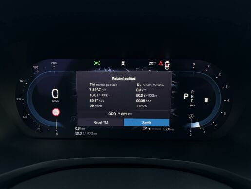 Volvo V60 B5 AWD CC ULTIMATE B&W 1.MAJ.