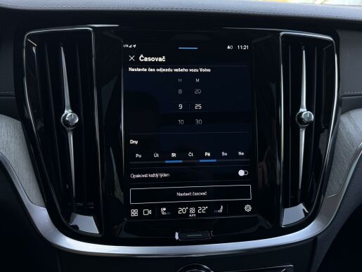 Volvo V60 B5 AWD CC ULTIMATE B&W 1.MAJ.