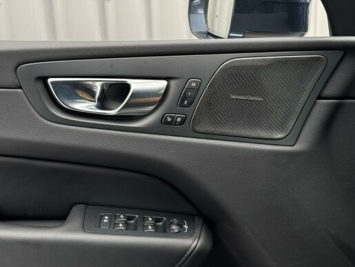 Volvo XC60 T6 AWD RECHARGE PLUS BRIGHT