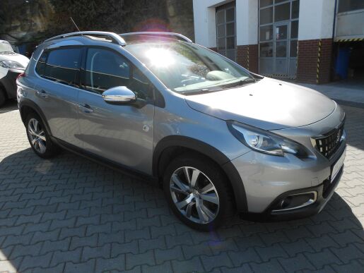 Peugeot 2008 Allure 1,2PT EAT6