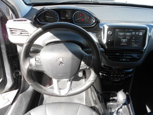 Peugeot 2008 Allure 1,2PT EAT6