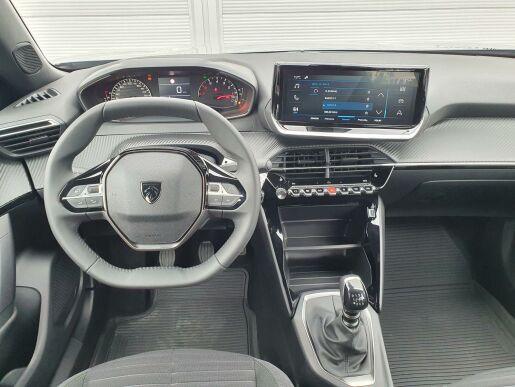 Peugeot 2008 STYLE PureTech 100 MAN6