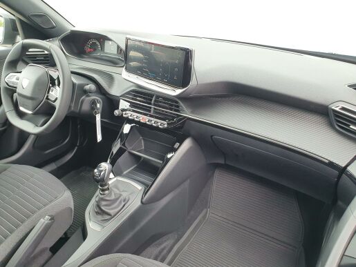 Peugeot 2008 STYLE PureTech 100 MAN6