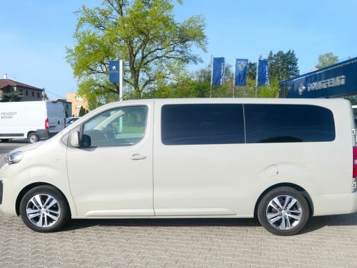 Peugeot Traveller 9 míst, Tažné zařízení