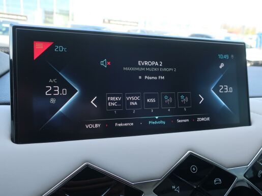 DS Automobiles DS3 Crossback RIVOLI E-Tense 100 kW