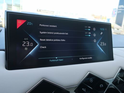 DS Automobiles DS3 Crossback RIVOLI E-Tense 100 kW