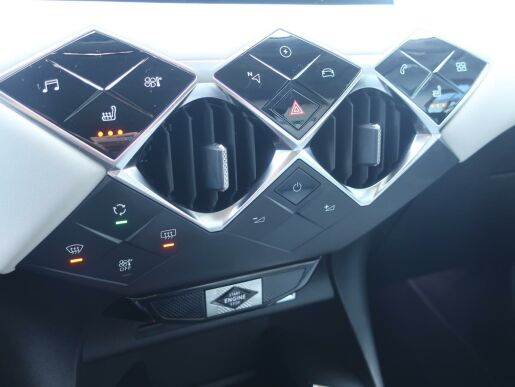 DS Automobiles DS3 Crossback RIVOLI E-Tense 100 kW