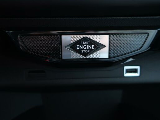 DS Automobiles DS3 Crossback RIVOLI E-Tense 100 kW